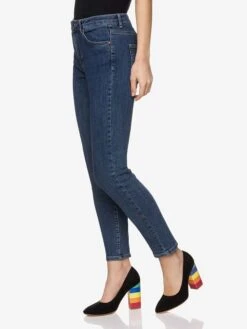 Benetton Jeans In Dunkelblau -Triumph Verkäufe benetton jeans in dunkelblau 3